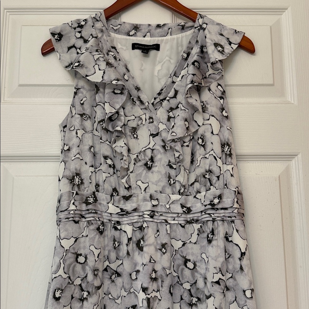 Banana Republic Floral Ruffle Maxi Dress - Picture 5 of 9